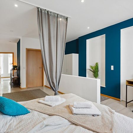 Gross, Modern, Vollausgestattet, Gemuetlich Mit Kueche Und Parkplatz Fuer Urlaub Oder Business Kettig Exterior foto